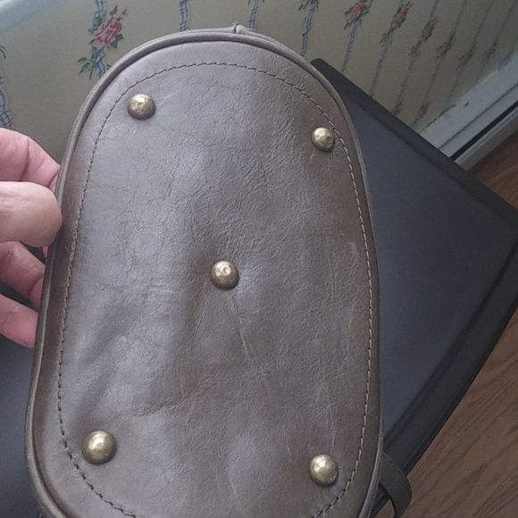 Handbag - Picture 6 of 6